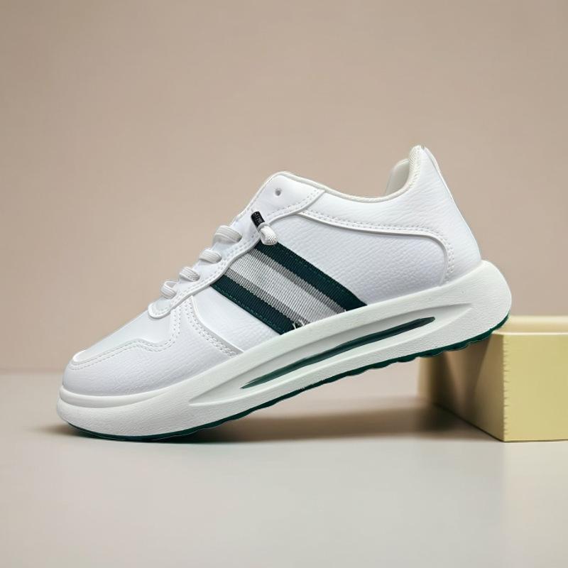 Spring New Mesh Breathable Men's Shoes Fashionable Versatile Sports and Leisure Board Shoes Soft Sole Non-slip Running Shoes