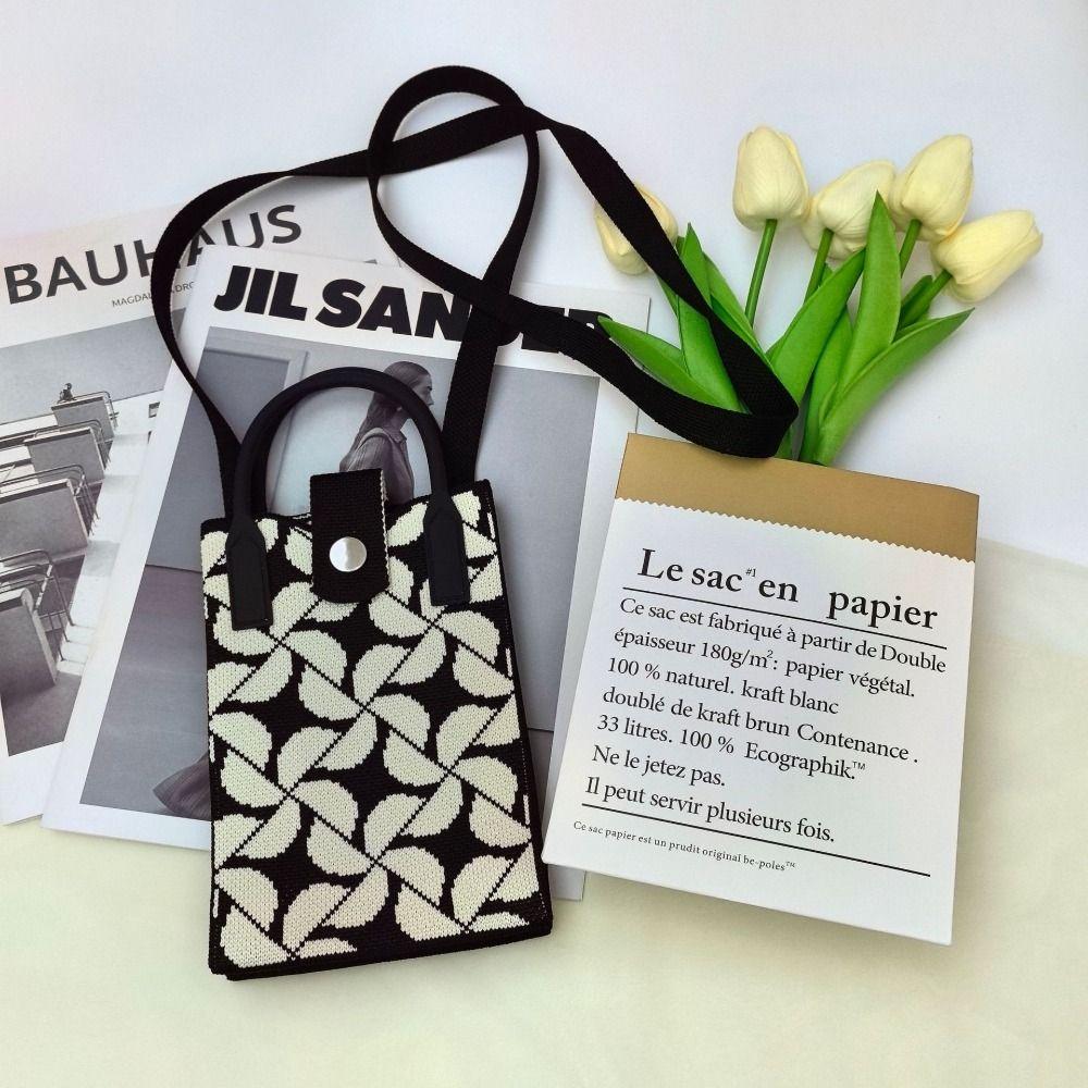 Mini Shoulder Bag Cute Mobile Phone Bag Student Messenger Bag Knitted Handbag Key Holder Lipsticks Pouch