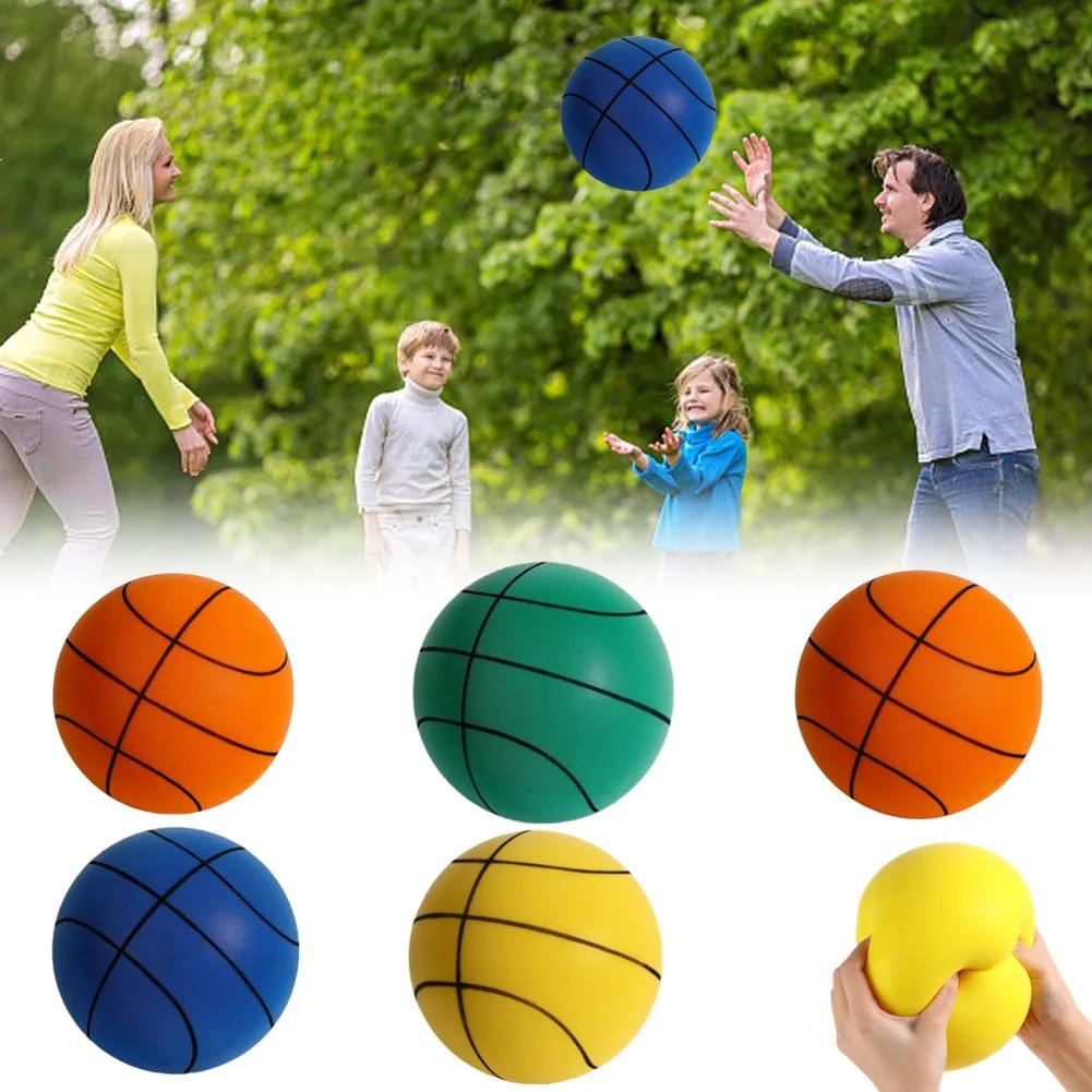 Palla Muta Rimbalzante Pallacanestro Silenziosa da Interno 18cm Pallacanestro in Schiuma Palla Morbida Silenziosa Giocattolo Palla da Basket Rimbalzante Giochi Sportivi per Bambini Regalo