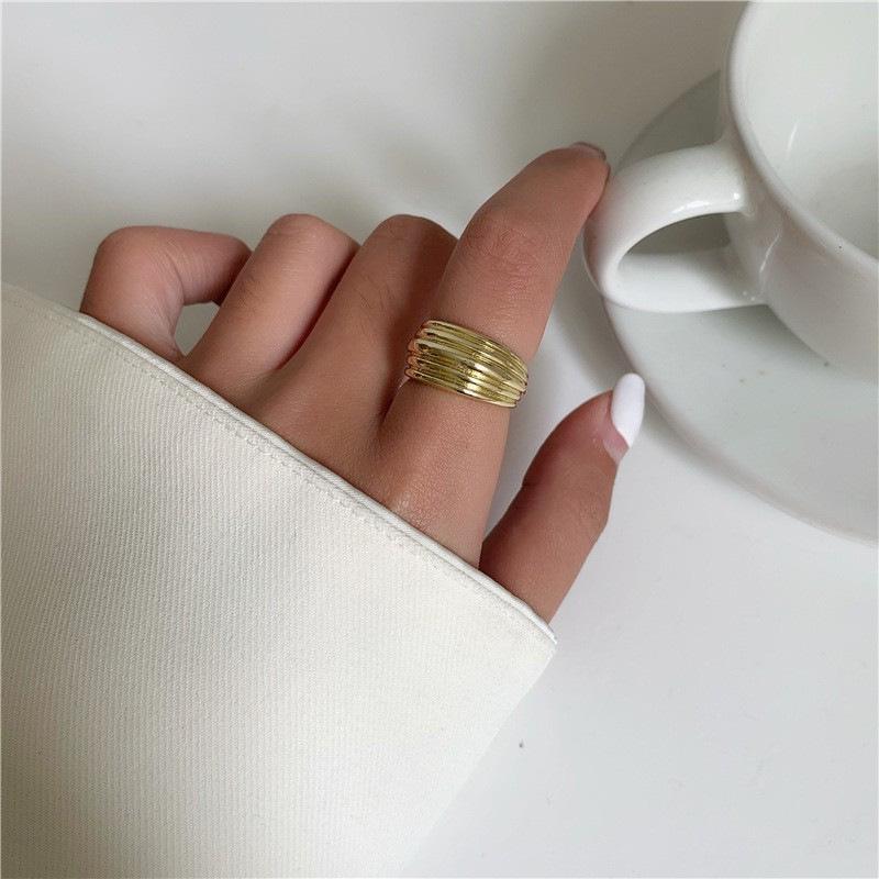 Elegant Retro Black Glaze Adjustable Geometric Stripe Ring for Women Open Adjustable