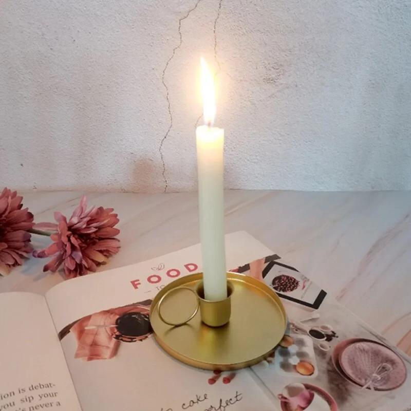 Portable Candle Holder Desktop Candlestick Adornment Metal Candlestick Taper Candle Holder with Handle Home Wedding Decorations