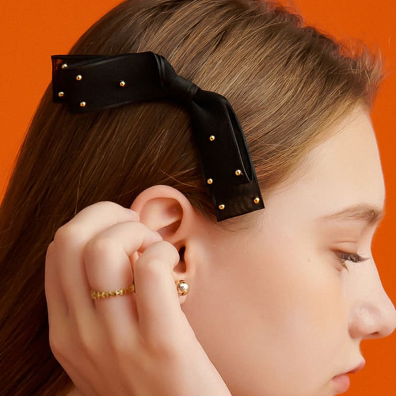 

UNI.J Ballball Dot Hair Clip Ia160 right