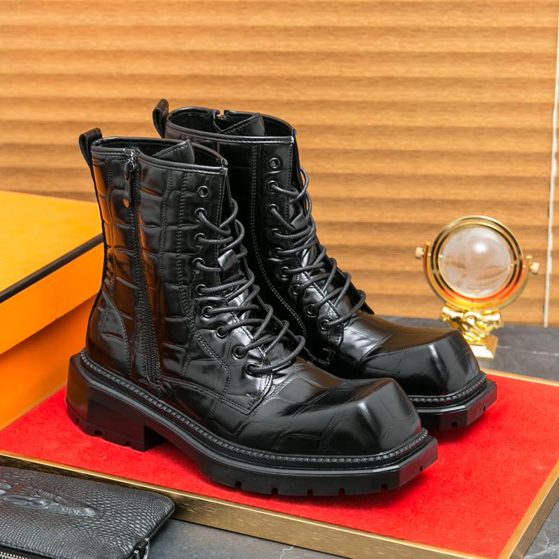 

Новые мужские уличные ботинки с квадратным носком и толстой подошвой, лакированные кожаные ботильоны, повседневные короткие ботинки, мотоциклетные ботинки, ковбойские ботинки 45 чёрный
