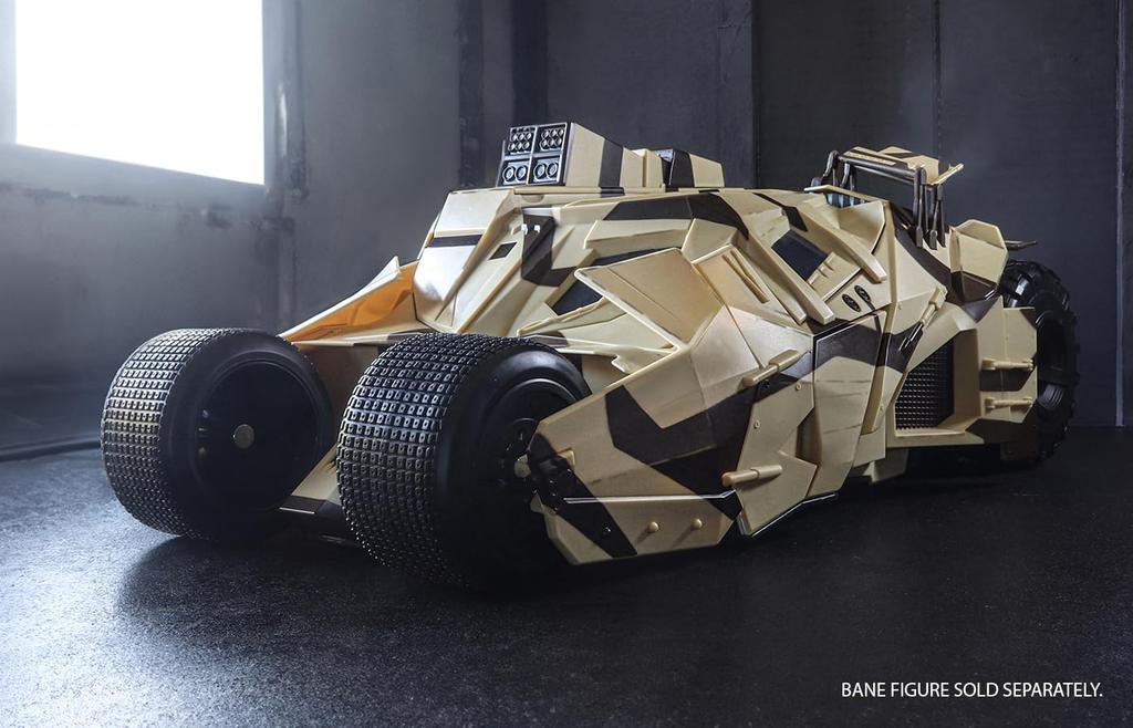 McFarlane Toys DC 7-Inch Scale Vehicle - Tumbler Camouflage (The Dark Knight Rises) (Gold Label)