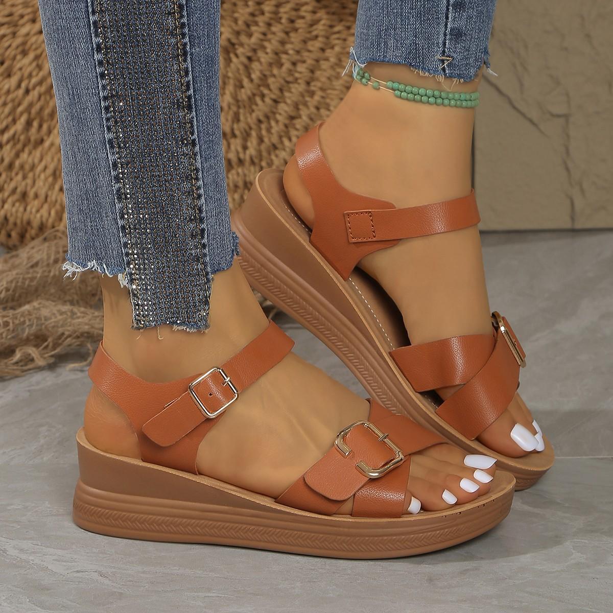 

Римские сандалии на покатом каблуке, женские летние новые пляжные сандалии для отдыха на открытом воздухе из Юго-Восточной Азии на металлической платформе 43 темно-коричневого