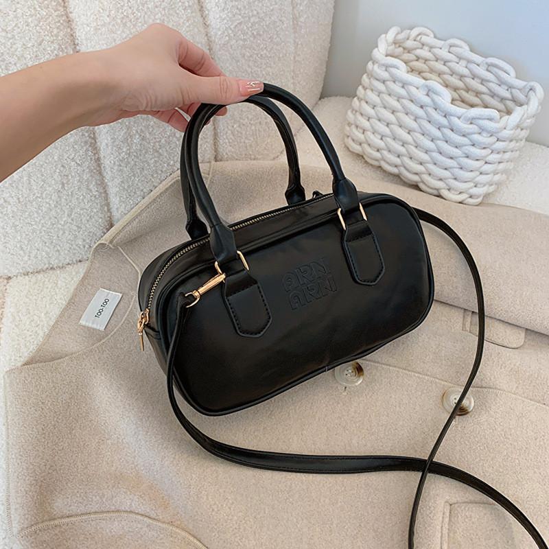 

Модная Уличная Сумка Кросс-боди из ПУ для Женщин 2023 Шикарный Маленький Квадратный Кошелек чёрный