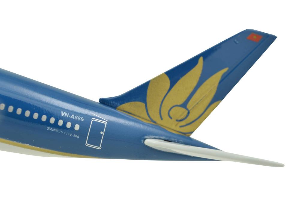 TANG DYNASTY 1/400 Standard Version Vietnam Airlines Airbus A350-900 Alloy Airplane Model Toy