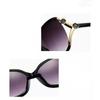 New Large Frames Square Sunglasses Female's Designer Fashion Sun Spectacles Female Outdoor Travel Eye Spectacles UV 400 Protection Oculos De Sol