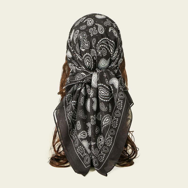

Hot-selling popular cashew print large square scarf retro high-end geometric printing strap silk scarf head scarf 90CM
