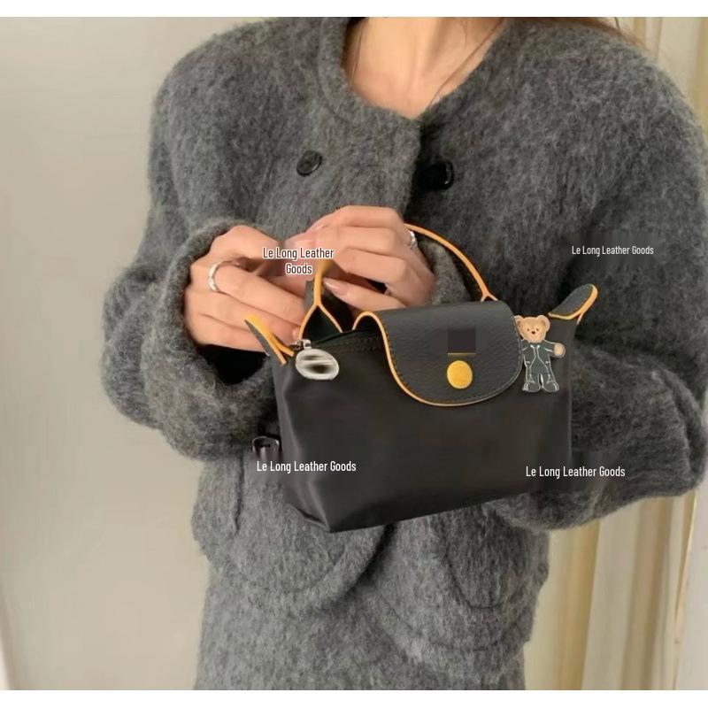 Damska torebka pierożek: Mini torebka crossbody, torebka na telefon komórkowy do ręki i portmonetka na monety