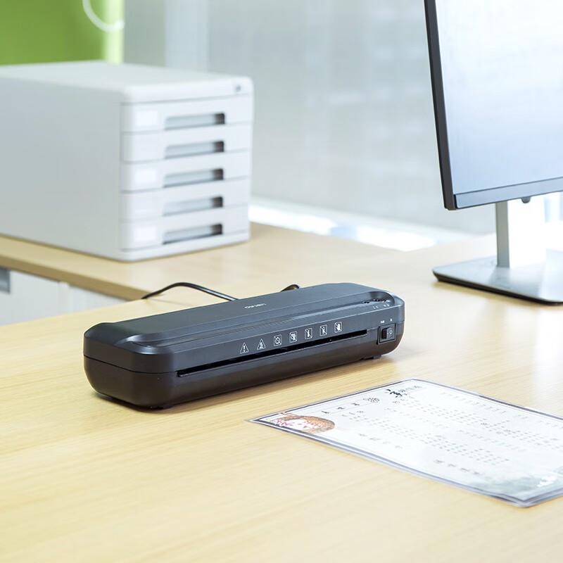 Deli A4 Laminator CN plug (adapter included)
