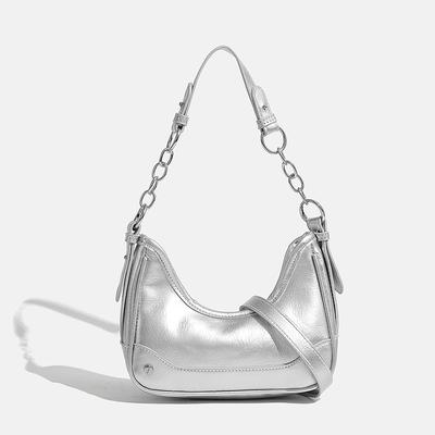 Trendy and High-end Underarm Bag for Women, A Niche Chain Fashion, and A Crossbody Baguette Bag for Commuting