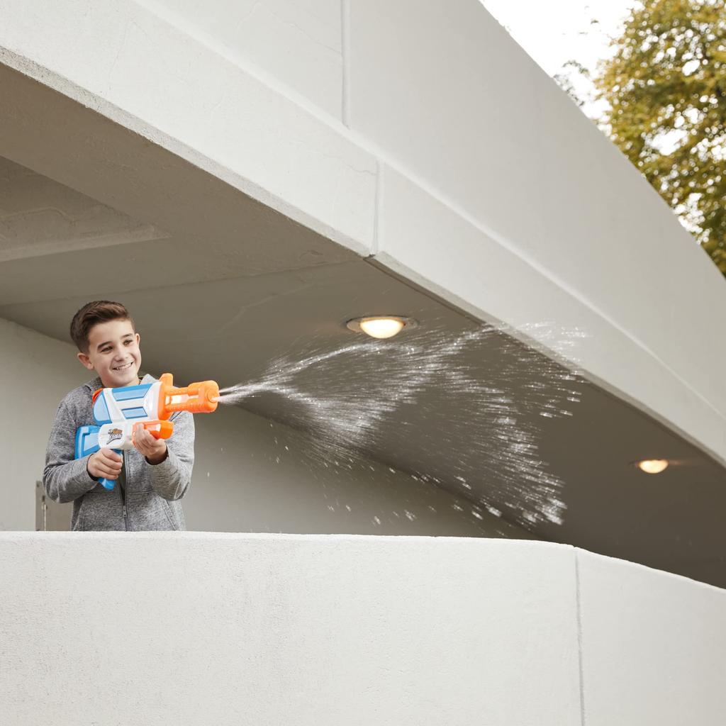 Hasbro Nerf Super Soaker Twister Water Blaster, 1094 mL Tank Capacity, Two Twister Water Jets, Pump-action Water Gun, Water Play Toy for Kids and