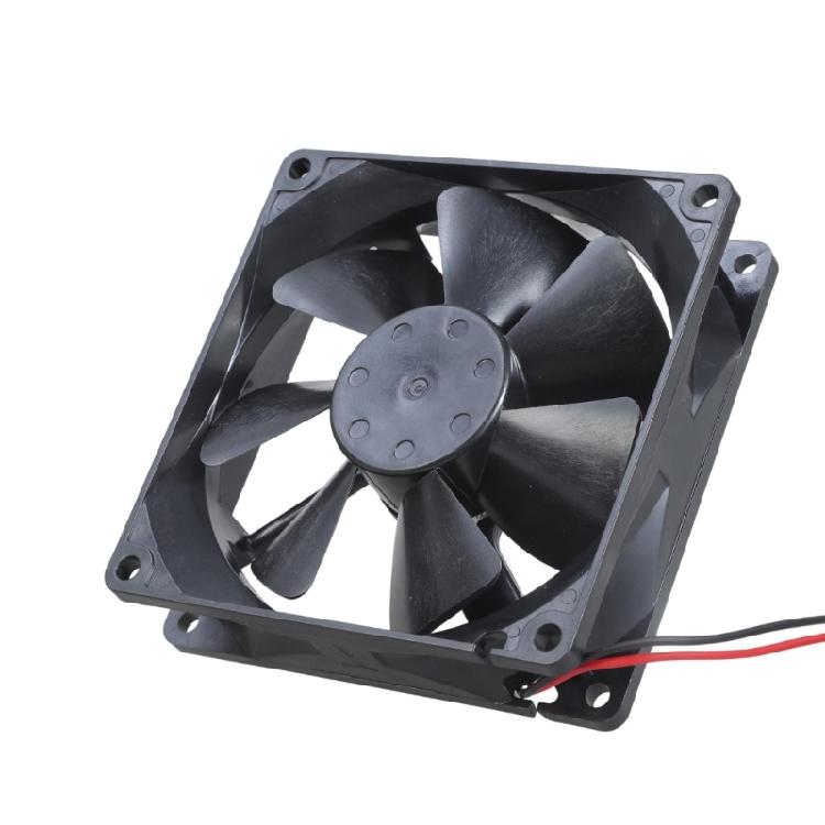 Smooth 90mm 24V Brushless Fan with 3800RPM Speed for Efficient Cooling in Tight Spaces and 3D Printers