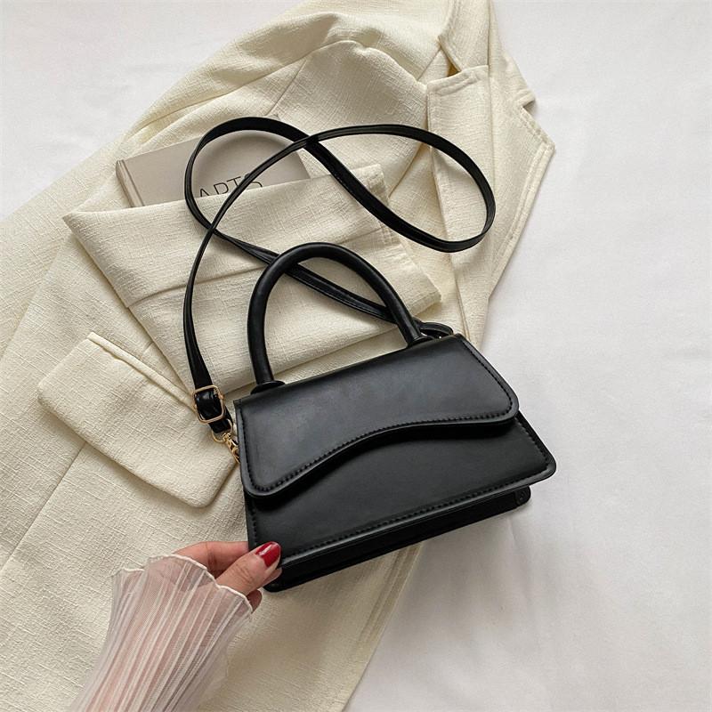 Stylish Casual Commuter Crossbody Bag Fashionable Minimalist Shoulder Bag For Everyday Use