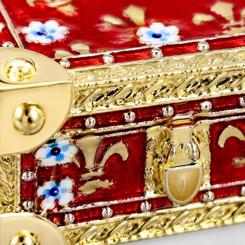 Zinc Alloy Jewelry Storage Box with Open Interior, Quiet Magnetic Closure, Blue Floral Motifs, and Gold-Tone Trim