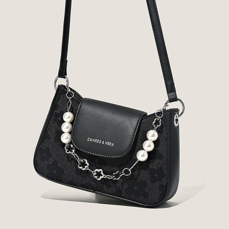 High-end small bag women's new spring niche design shoulder underarm bag crossbody chain bag