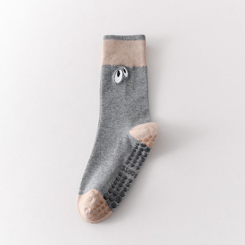 

10Pair Contrasting Color Yoga Socks Female Cute Eye Embroidery Tube Socks Spring And Autumn Boneless Dispensing Non-Slip Sports Women S Socks One size fits all серый