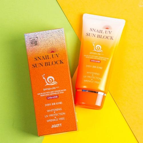

Солнцезащитный крем Snail UV SPF50 PA+++ 70 мл