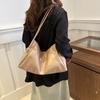 Laxity Large Capacity Bag for Women's New Spring and Summer High End Versatile One-shoulder Underarm Bag Commuting Toy Bag