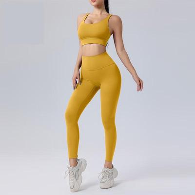Women's Seamless Cross-Back Yoga Sports Bra & Leggings Set