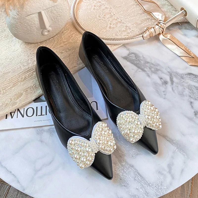 New Women Leather Flat Shoes Beautiful Pearl Bowknot Casual Boat Shoes Fashion Slip-on Loafers