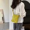New Sweet Versatile Messenger Bag Casual Shoulder Bag Solid Color Woven Bag Mini Small Bag Mobile Phone Bag