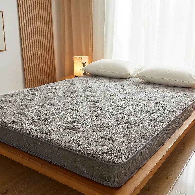 WTEMPO Lamb Wool School Dormitory Bed Mattress Pad Foldable High Quality Soft Mattress Winter Thickened Plush Bedroom Bed Sheet Tatami Plush Pad