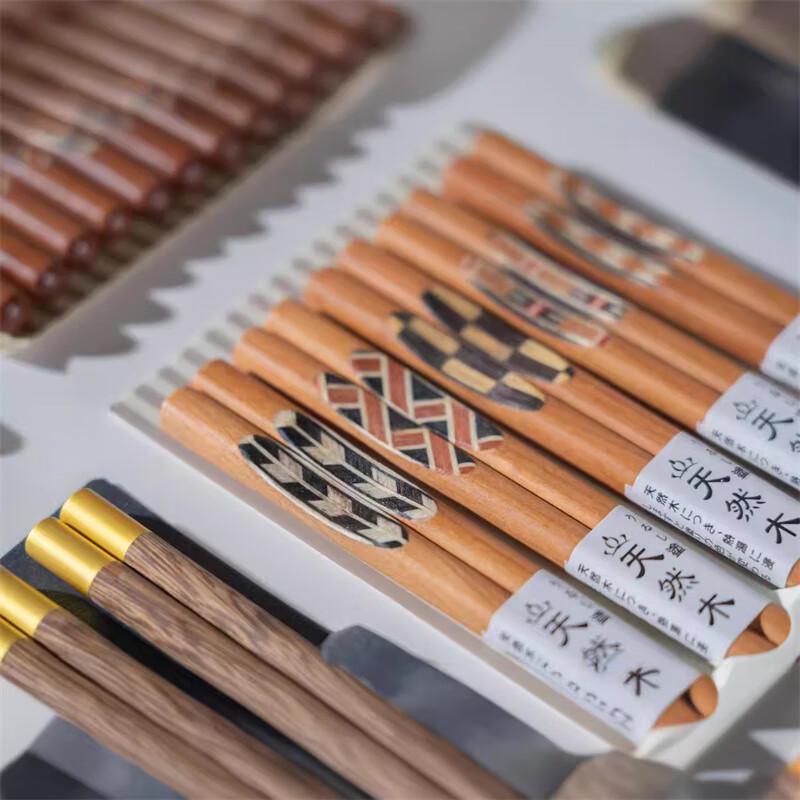 Bei Jing Jie Japanese Red Sandalwood Chopstick Set