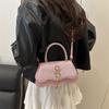 Trend Retro Design Sense Spring New Fashion Popular Shoulder Messenger Bag Texture Portable Small Square Bag Women