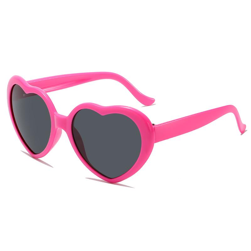 2024 Trendy Heart-Shaped Sunglasses: Love-Inspired Peach Design with UV Protection