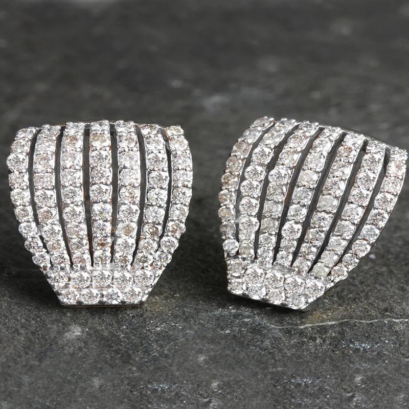 

Huitan Gorgeous Claw Cubic Zirconia Stud Earrings for Women Copper Color Wedding Party Fashionable Accessories Hot Sale Zircon