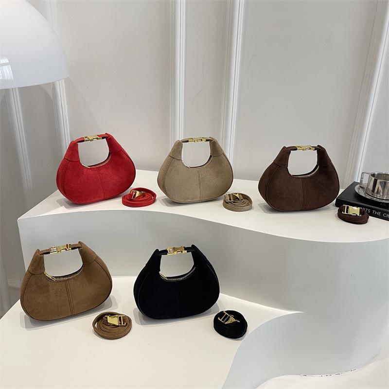 Nischenmode Textur Halbmondtasche - Herbst/Winter 2025 Trend: Einfache stilvolle Handtasche & lässige Umhängetasche