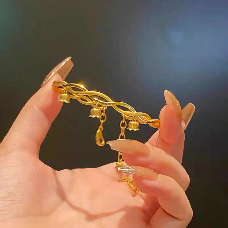 

New in high-end design light luxury fashion trend bangles glossy lily of the valley bracelet for women wedding jewelry gift золотой