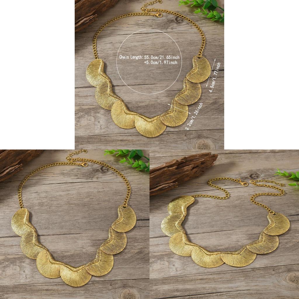 Retro Art Deco Alloy Pendant Necklace With Crescent Shape For Ladies