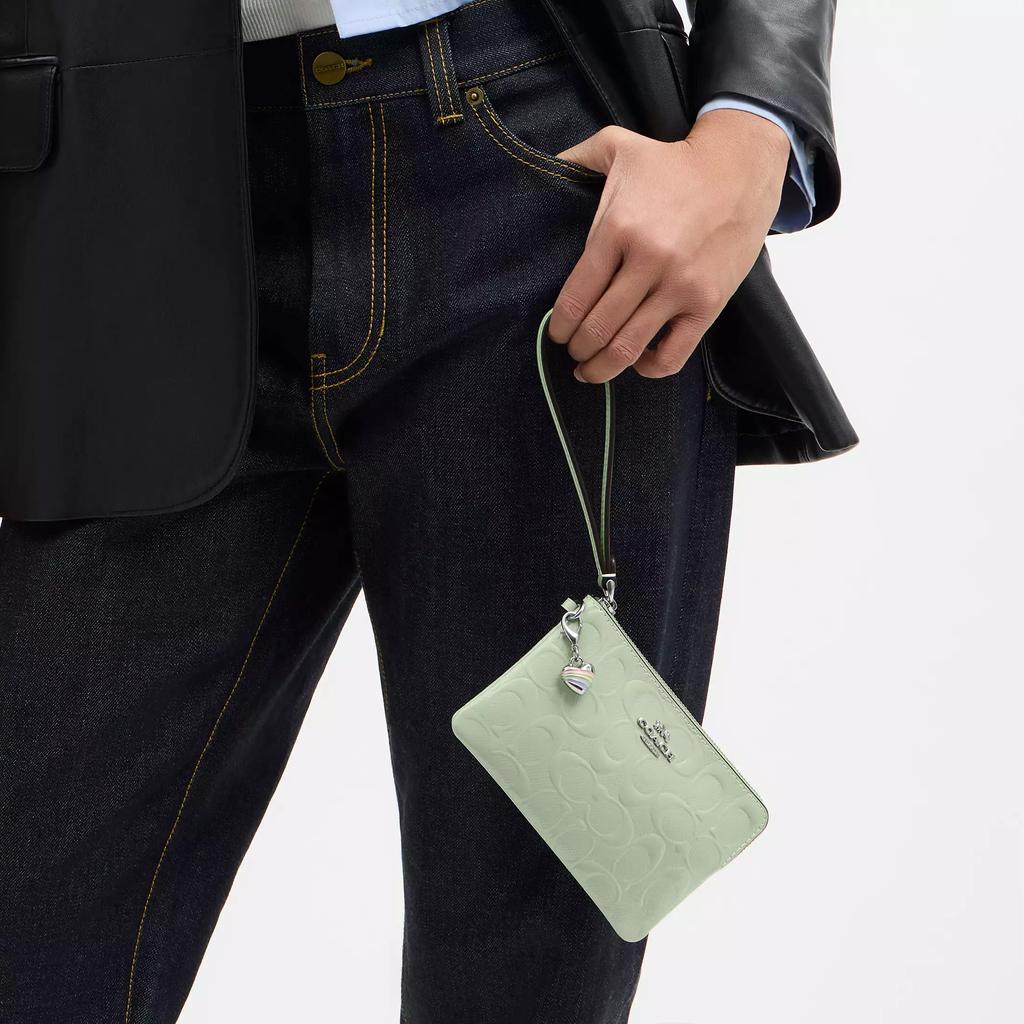 Coach Corner Zip 16 Brand Logo With Heart Pendant Design Patent Leather Card Case Women Card Case Green CDF04-SVA5