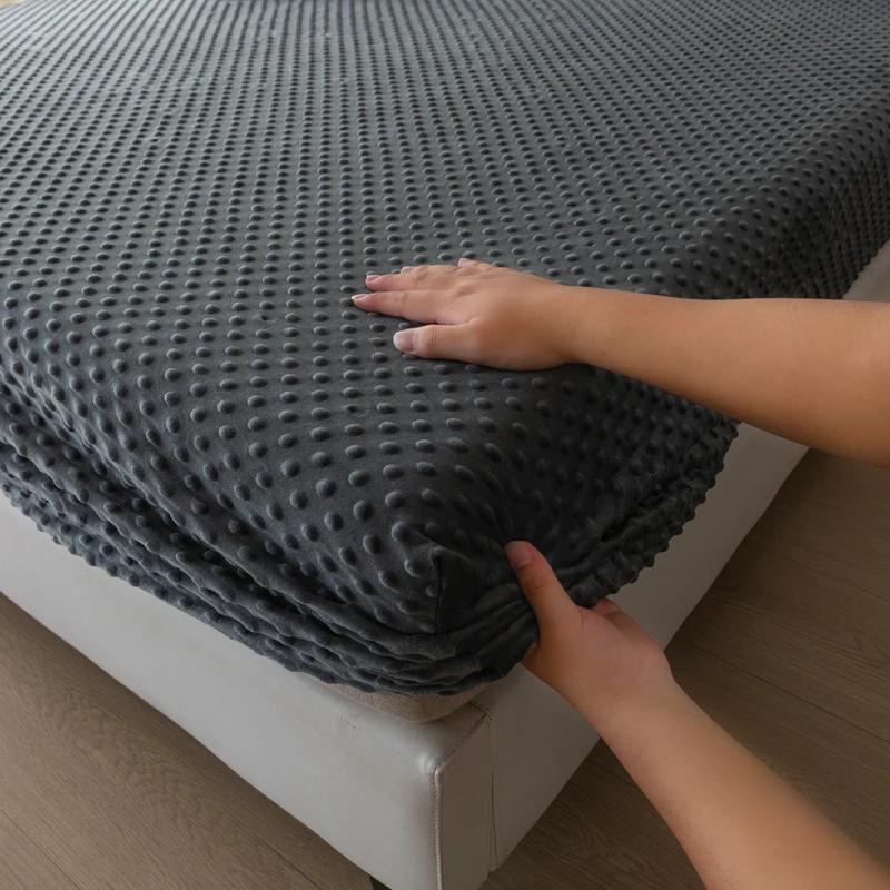 1pc Skin-friendly Fitted Sheet Velvet Bedsheets Plain Bed Cover  Winter Mattress Covers (No Pillowcase)