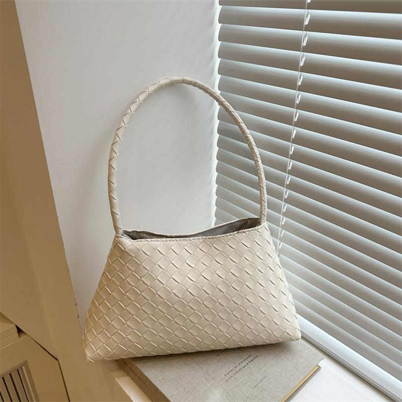Premium Texture Light Luxury Woven Pattern Underarm Bag Women's 2025 New Temperament Portable Shoulder Bag Commuter Baguette Bag