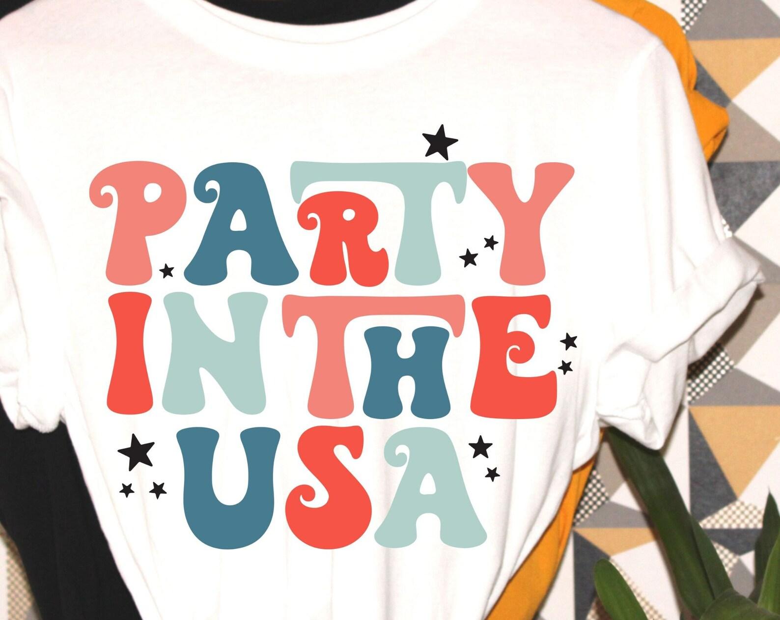 Party in the USA, patriotic tshirt, fun patriotic shirt, party shirt, Made in the USA, great holiday gift M