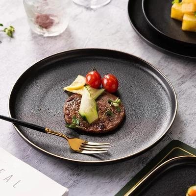 Černý Mrazivý Steakový Talíř 8palcový Domácí Čtvercový Zlatý Okraj Západní Jídelní Talíře Západní Restaurace Italské Těstoviny Nádobí