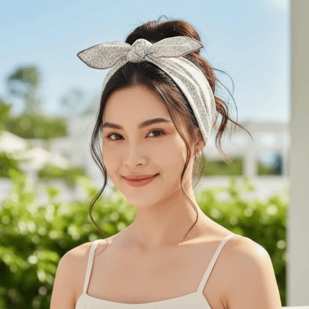 Lightweight Floral Patterned Headscarf Sunshade Square Handkerchief Small Square Scarf  Vacation