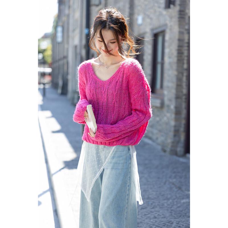 Relaxed Fit V-Neck Cable Knit Sweater