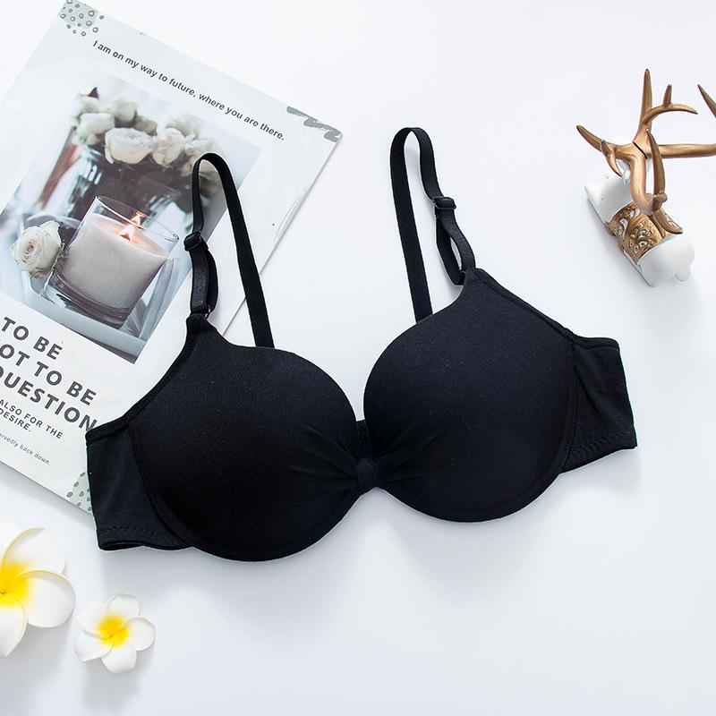 Women's Comfortable Cotton Push-Up Bra with Underwire and Adjustable Fit