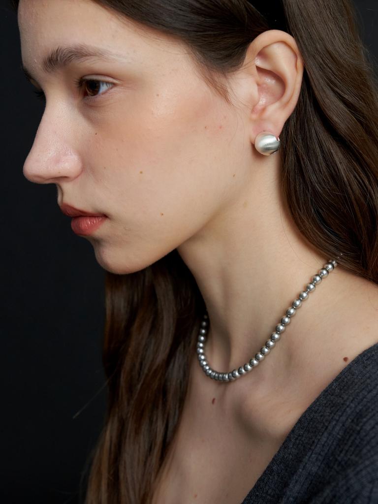 Love Me Monster Essential Pearl Necklace 6Mm (L233Mnk020)