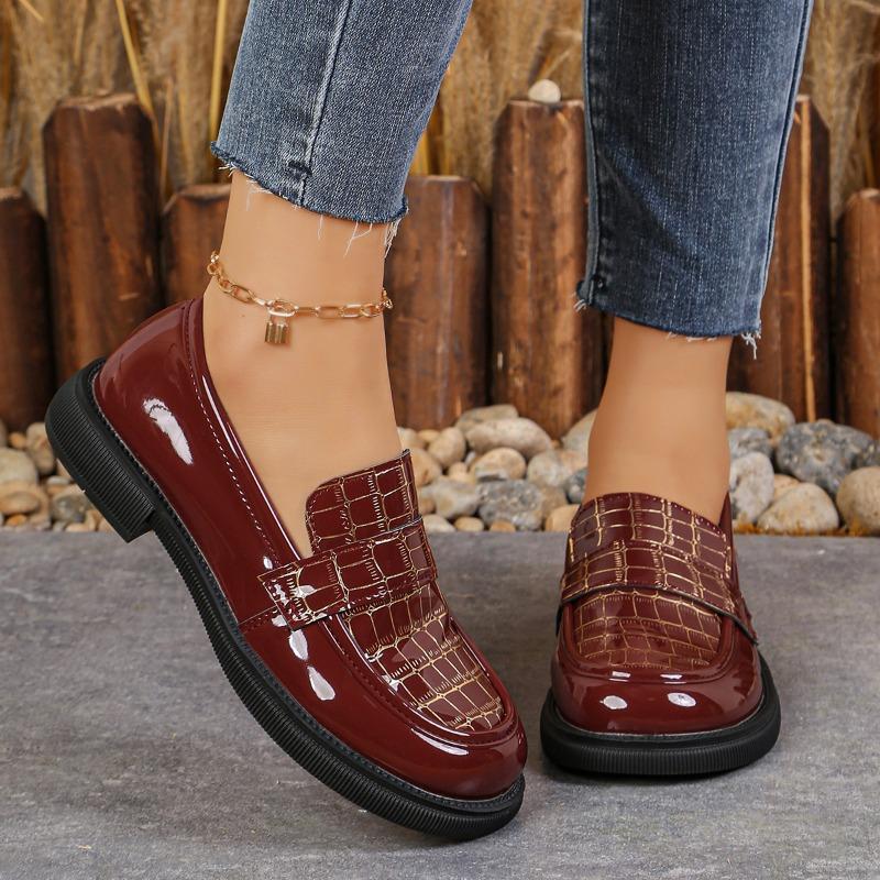 Women's Round-Toe Stone-Texture Thick-Soled Slip-On Loafers, British Style, Available In Large Sizes.