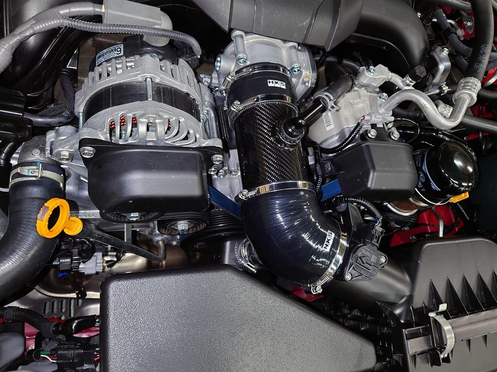 Hks GR86 FA24 ve BRZ FA24 için Karbon Emme Kiti parça numarası (3BA-ZN8) (2021/10~) (3BA-ZD8) (2021/08~), 70026-AT011.