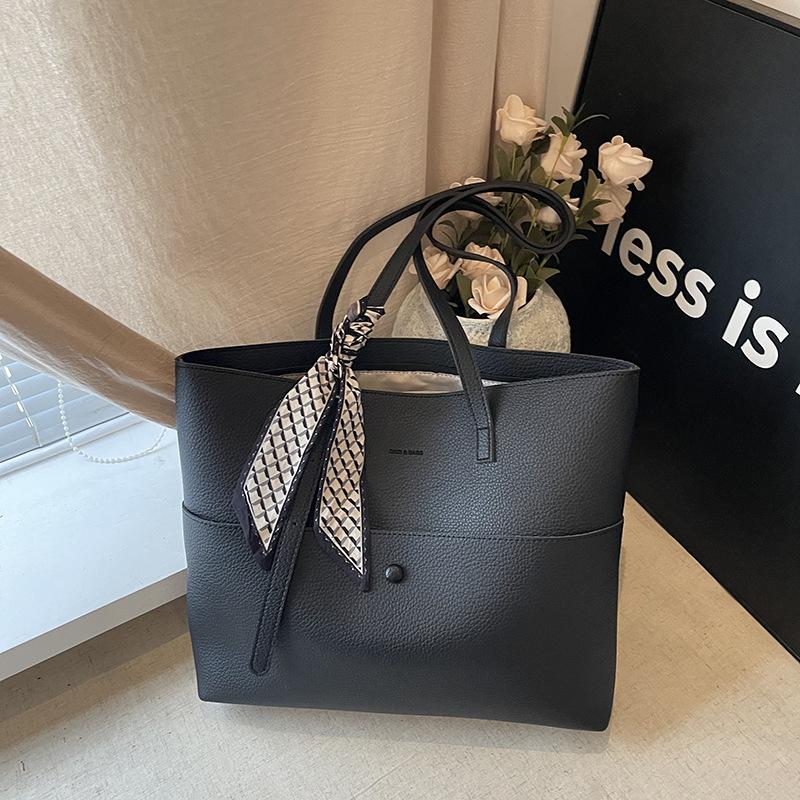 Large capacity bag women's new high-end texture fashion tote bag niche versatile commuter shoulder bag