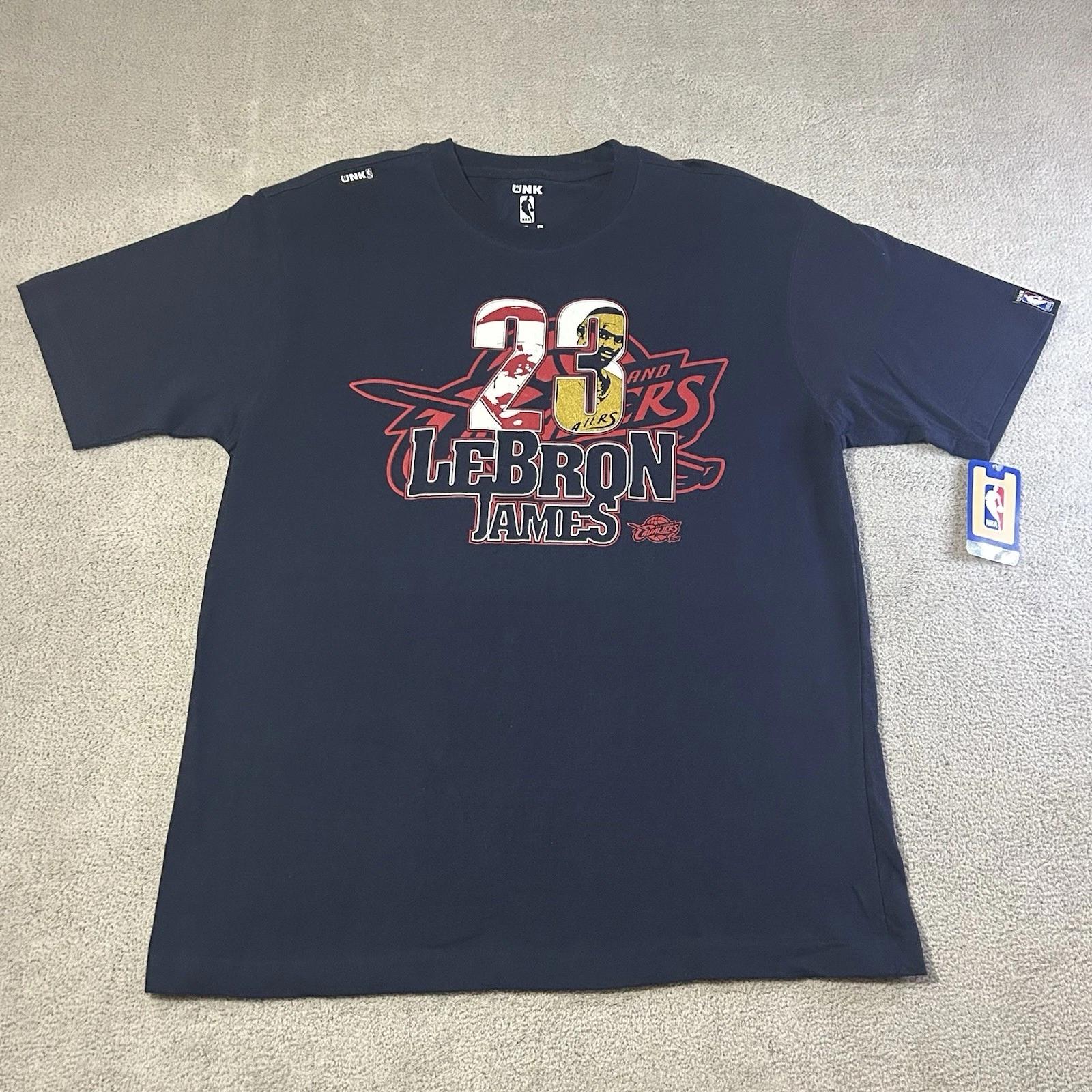 

Lebron James #23 Cleveland Cavilers NBA Unk Graphic Short Sleeve T-Shirt Adult L 2XL