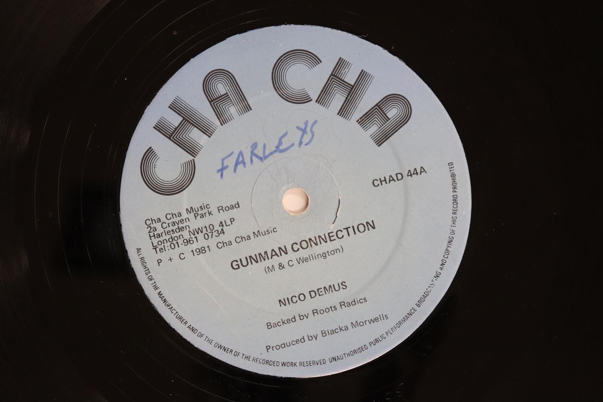 

12-дюймовая пластинка NICODEMUS - Gunman Connection / It Have To Ram CHAD44 CHA CHA 1981 UK Регги, Ска и Даб Б/У
