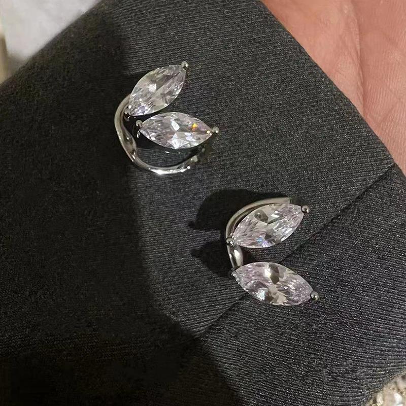 Funkelnder Zirkon Ohrknochen-Clip für Damen ohne Piercing Quaste Ohrklemme Clip-Ohrringe Hochzeitsschmuck